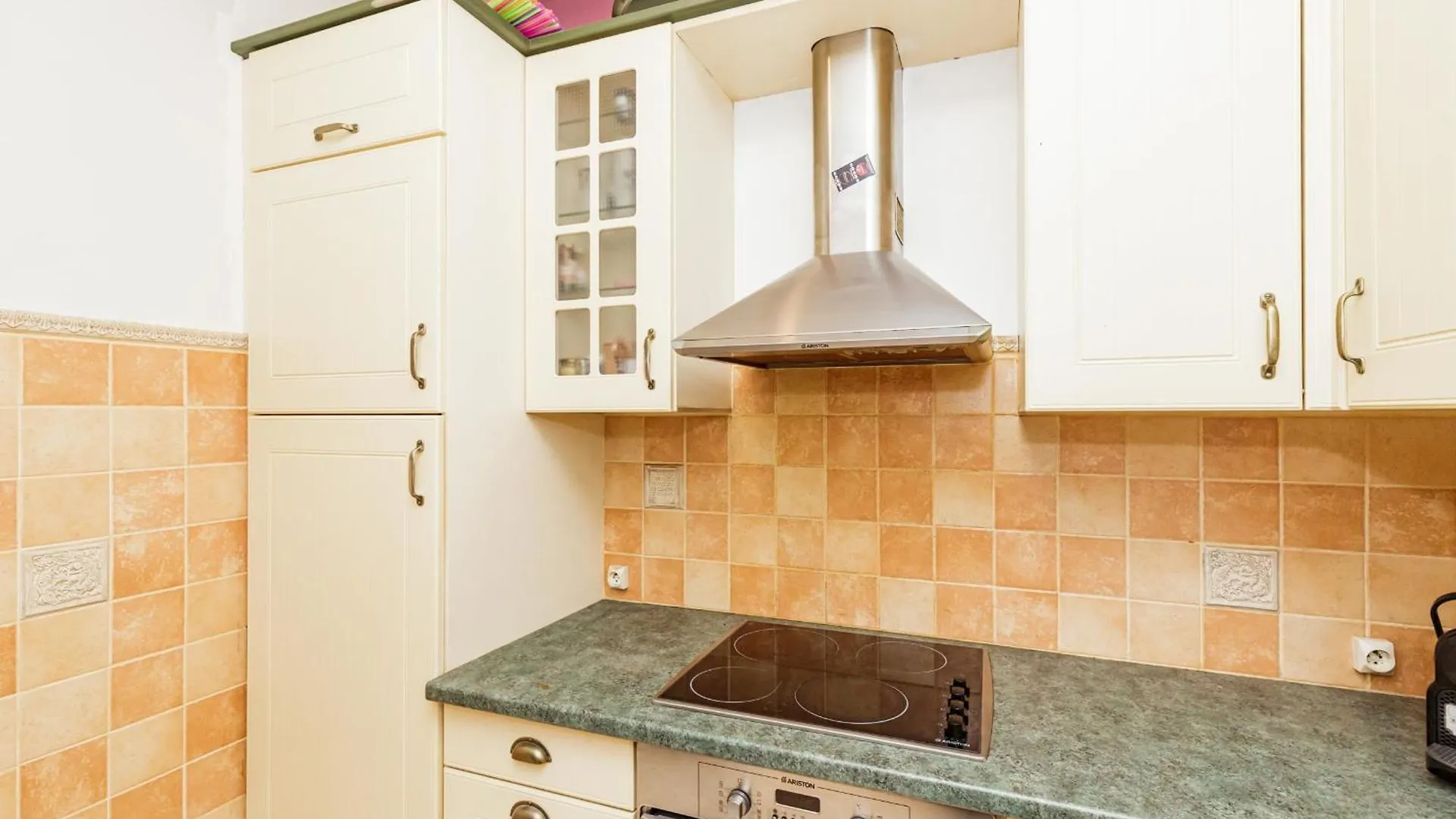 Spacious Apartment In 11Eme Paris